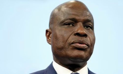 Après les taxes numériques, Fayulu dénonce une “arnaque” autour du contrôle technique
