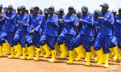 Assainissement de Kinshasa : 4000 « bâtisseurs de la nation » déployés dès ce week-end
