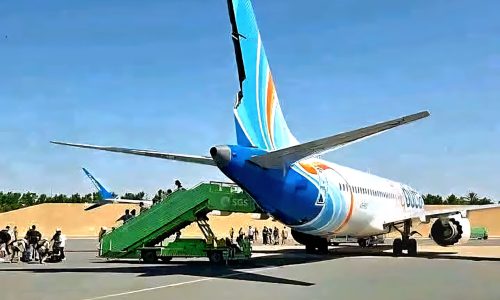 Panique à bord d’un Boeing 737 de Flydubai : un pilote aurait tenté de provoquer un crash avec des passagers